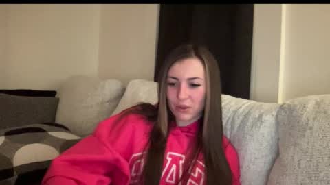 laylahlaylah1 online show from December 4, 2025, 11:30 am