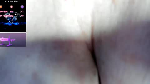 laylalaylamilf online show from March 7, 2025, 4:44 pm