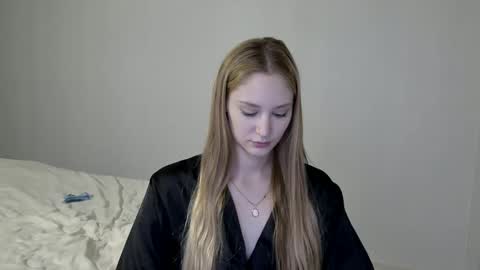 Snapshot of laylapretty001 chatting on December 4, 2024, 7:06 am LaylaPretty001 online show from December 4, 2024, 7:06 am