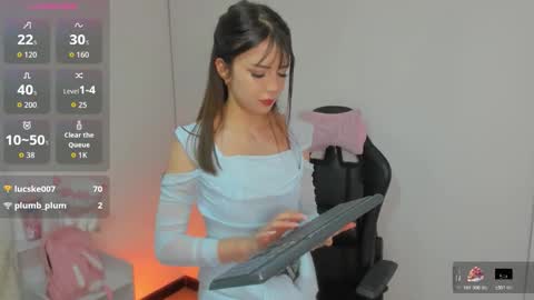 Snapshot of laylavelvet chatting on November 30, 2025, 11:20 pm LAYLA online show from November 30, 2025, 11:20 pm