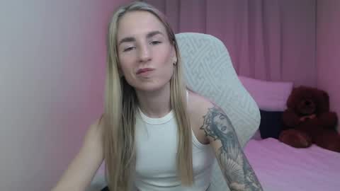 Snapshot of laymablast chatting on April 19, 2026, 6:13 am laymablast online show from April 19, 2026, 6:13 am