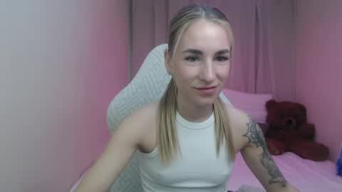 Snapshot of laymablast chatting on April 30, 2026, 6:20 am laymablast online show from April 30, 2026, 6:20 am