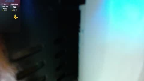 Snapshot of layna_cold chatting on November 18, 2025, 12:42 pm Vannessa online show from November 18, 2025, 12:42 pm