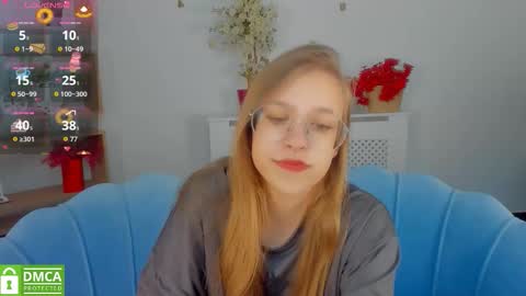 layriantavee online show from September 26, 2025, 6:06 am