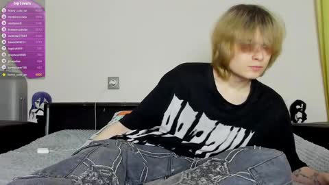 Alex online show from March 4, 2025, 3:15 pm