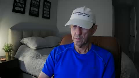 Snapshot of ldrunner2 chatting on September 13, 2025, 2:55 am LD online show from September 13, 2025, 2:55 am