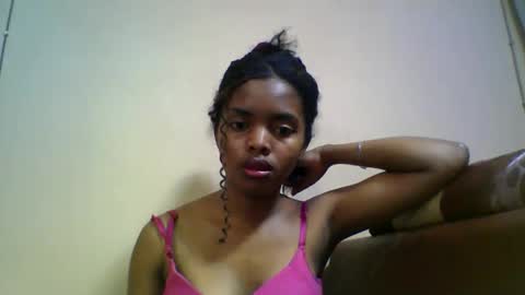 lea96546 online show from November 1, 2025, 4:03 am