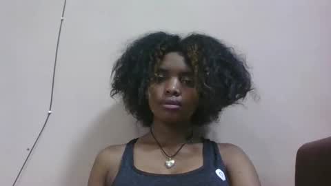 lea96546 online show from November 11, 2025, 8:14 am