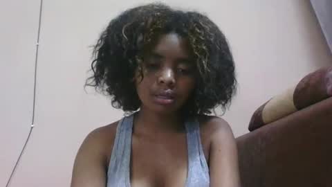 lea96546 online show from November 17, 2025, 5:52 pm