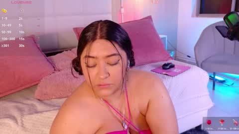 Snapshot of leah_bensoon chatting on September 30, 2025, 4:56 pm Leah online show from September 30, 2025, 4:56 pm