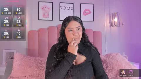 Snapshot of leah_bensoon chatting on November 27, 2025, 2:19 pm Leah online show from November 27, 2025, 2:19 pm