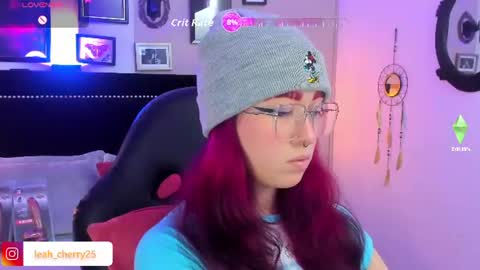 Snapshot of leah_cherry chatting on July 11, 2026, 10:55 pm Leah online show from July 11, 2026, 10:55 pm