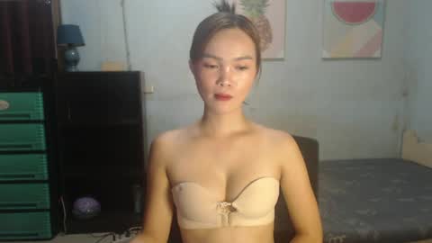 Snapshot of leah_fucker chatting on March 30, 2026, 10:44 pm leah_fucker online show from March 30, 2026, 10:44 pm