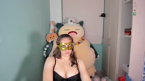 Laura online show from February 15, 2026, 7:51 am