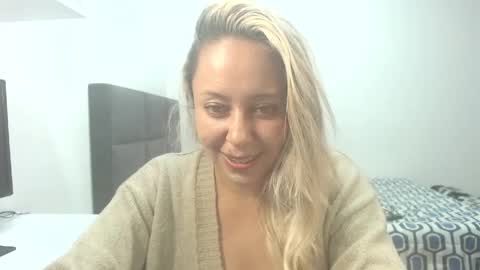 leah_susman online show from April 21, 2026, 4:19 am