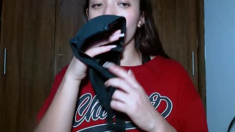 Snapshot of leanaalhub chatting on December 21, 2024, 6:09 am leanaalhub online show from December 21, 2024, 6:09 am