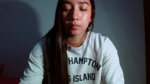 Snapshot of leanaalhub chatting on December 31, 2024, 9:42 am leanaalhub online show from December 31, 2024, 9:42 am