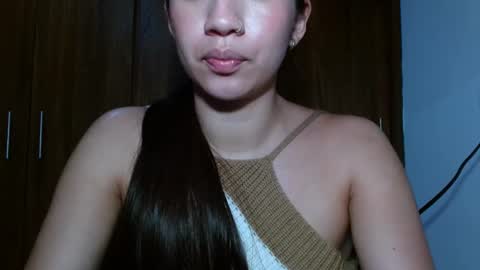 Snapshot of leanaalhub chatting on March 2, 2025, 6:48 am leanaalhub online show from March 2, 2025, 6:48 am