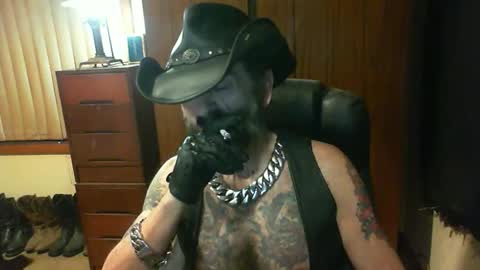 leathergreaser online show from October 1, 2025, 5:41 pm
