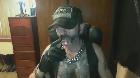 leathergreaser online show from February 8, 2026, 7:45 am