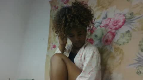 Snapshot of leatiana chatting on March 5, 2026, 9:05 am leatiana online show from March 5, 2026, 9:05 am