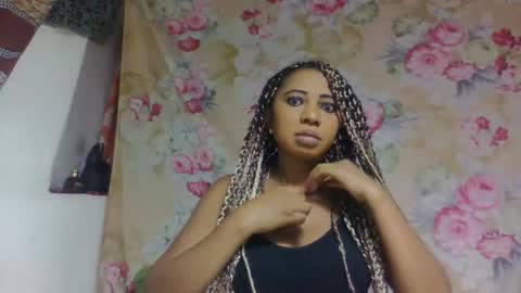 Snapshot of leatiana chatting on March 19, 2026, 5:44 am leatiana online show from March 19, 2026, 5:44 am