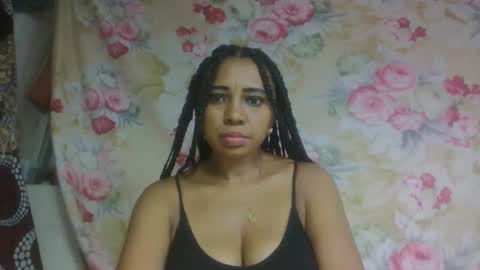 Snapshot of leatiana chatting on April 3, 2026, 7:17 am leatiana online show from April 3, 2026, 7:17 am