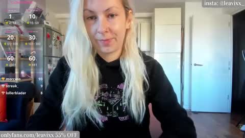 LeaVixx online show from October 24, 2025, 10:00 am