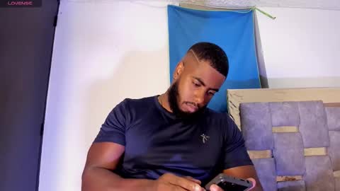 Snapshot of lebron_millionss chatting on November 20, 2025, 12:22 am lebron millionss online show from November 20, 2025, 12:22 am