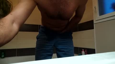 lebrun1985 online show from September 10, 2025, 5:18 am