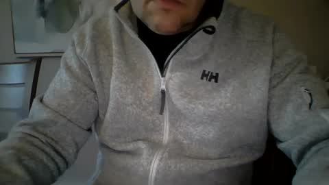 Snapshot of lecurieux75 chatting on March 4, 2025, 10:16 pm lecurieux75 online show from March 4, 2025, 10:16 pm