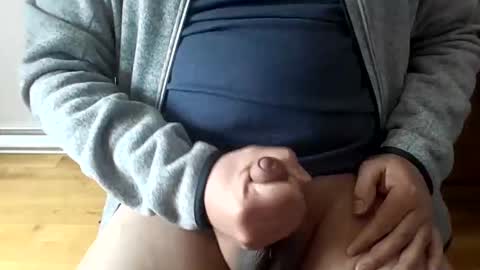 Snapshot of lecurieux75 chatting on March 7, 2025, 2:12 pm lecurieux75 online show from March 7, 2025, 2:12 pm