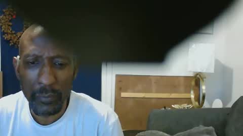 Snapshot of leeguy_hugedick chatting on May 13, 2026, 8:01 am Ebony DeafGuy online show from May 13, 2026, 8:01 am