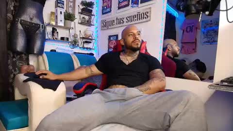 Snapshot of leenar_key chatting on February 13, 2026, 8:54 am leenar_key online show from February 13, 2026, 8:54 am