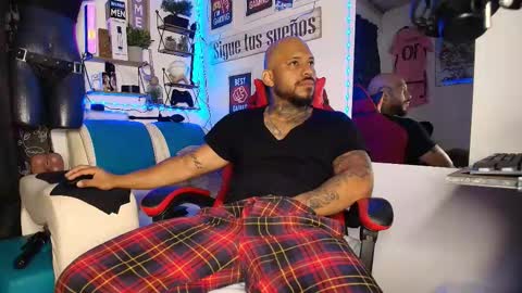 Snapshot of leenar_key chatting on February 20, 2026, 10:27 am leenar_key online show from February 20, 2026, 10:27 am