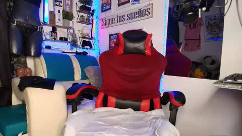 Snapshot of leenar_key chatting on February 21, 2026, 11:33 am leenar_key online show from February 21, 2026, 11:33 am