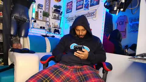 Snapshot of leenar_key chatting on March 19, 2026, 10:52 am leenar_key online show from March 19, 2026, 10:52 am