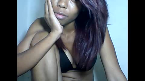 Snapshot of leeromi chatting on May 13, 2026, 6:27 pm leeromi online show from May 13, 2026, 6:27 pm