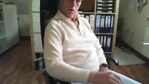 Dave online show from February 15, 2026, 11:19 am