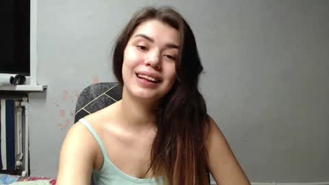 Snapshot of legenda_liya chatting on November 14, 2025, 10:51 pm Liya online show from November 14, 2025, 10:51 pm