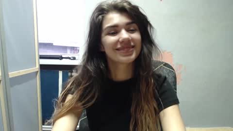 Snapshot of legenda_liya chatting on November 17, 2025, 4:51 am Liya online show from November 17, 2025, 4:51 am
