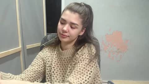 Snapshot of legenda_liya chatting on November 25, 2025, 8:31 pm Liya online show from November 25, 2025, 8:31 pm