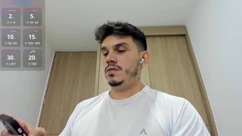 Alejandro online show from October 24, 2025, 11:01 pm