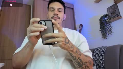 Snapshot of legolas_15 chatting on June 30, 2026, 9:21 am Alejandro online show from June 30, 2026, 9:21 am