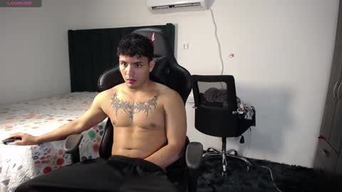 Snapshot of lei_77 chatting on December 31, 2024, 10:34 pm Lei online show from December 31, 2024, 10:34 pm