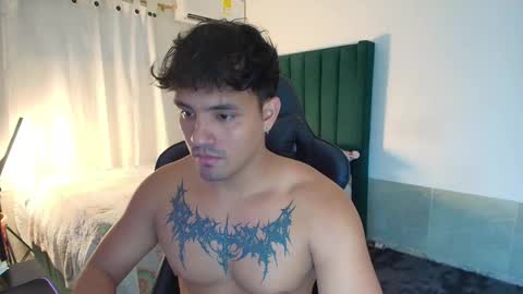 Snapshot of lei_77 chatting on November 25, 2025, 9:26 pm Lei online show from November 25, 2025, 9:26 pm