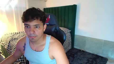 Snapshot of lei_77 chatting on January 14, 2026, 7:08 pm Lei online show from January 14, 2026, 7:08 pm