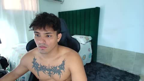 Snapshot of lei_77 chatting on March 25, 2026, 8:26 pm Lei online show from March 25, 2026, 8:26 pm