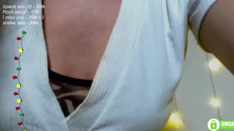 hey Im Leia and I love rock  online show from January 19, 2025, 8:09 pm