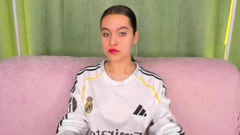 Snapshot of leiawow chatting on May 22, 2026, 9:04 am leiawow online show from May 22, 2026, 9:04 am